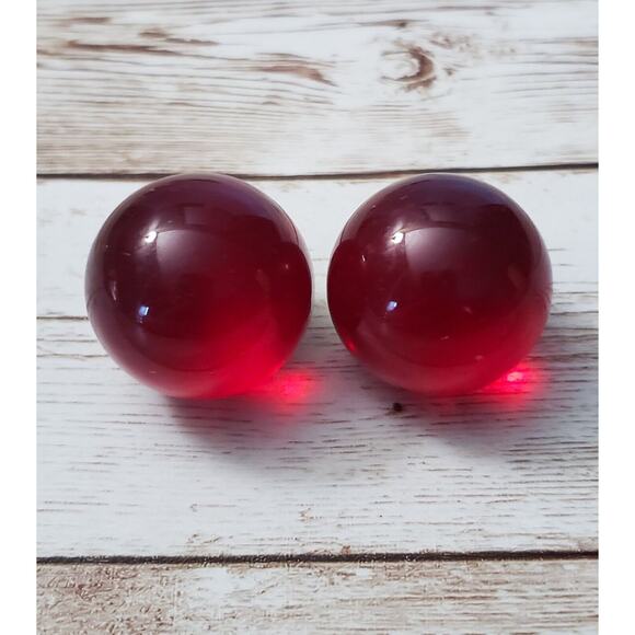 Vintage Clip On Earrings - 3D Very Domed Red 1" - Picture 1 of 6